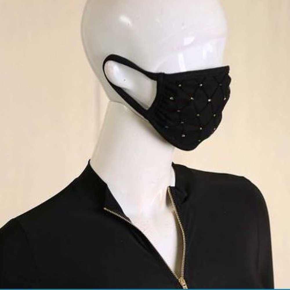 DOUBLE LAYER GLITTER BLACK FACE MASK